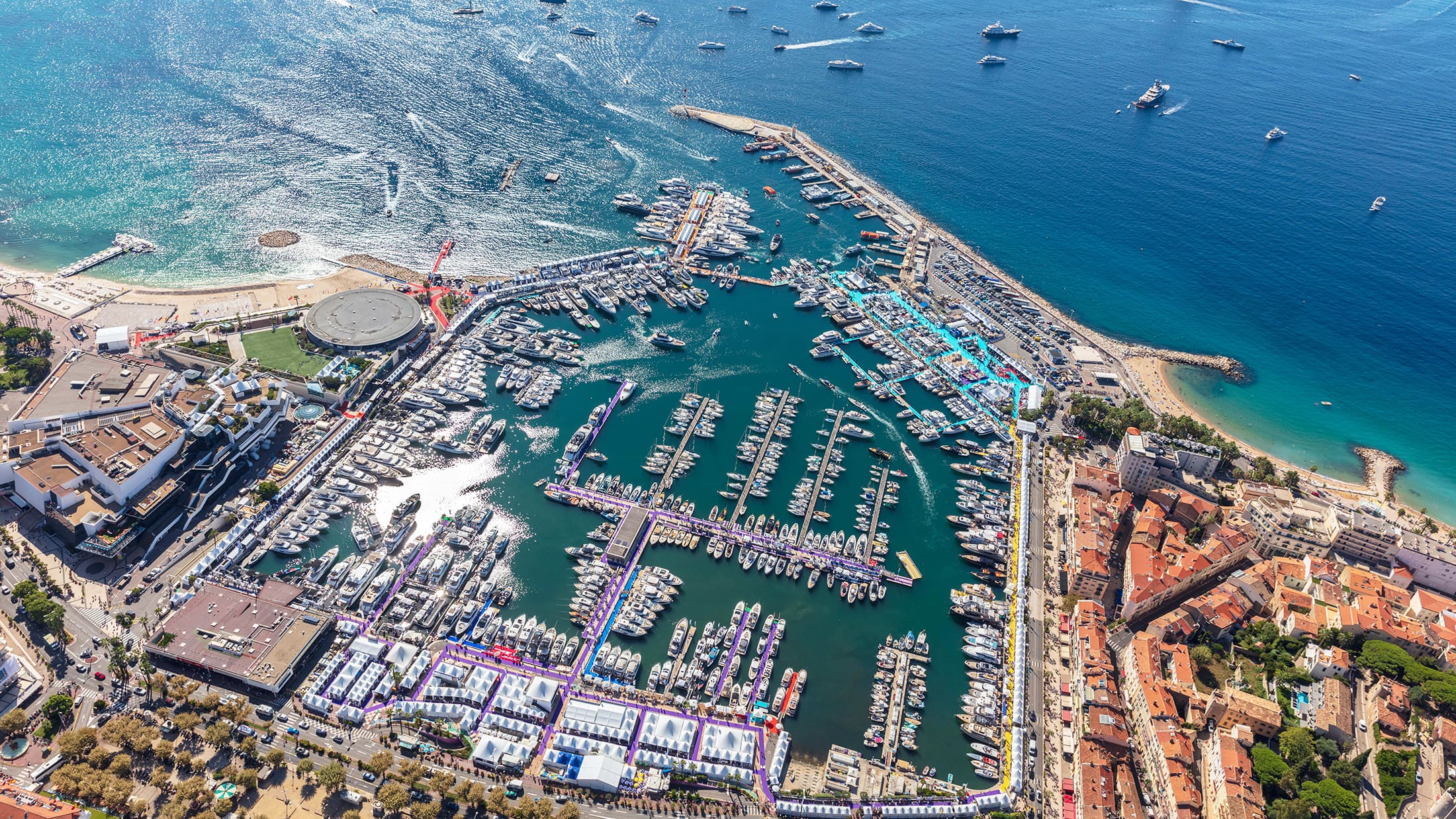 Read more about the article Cannes Yachting Festival